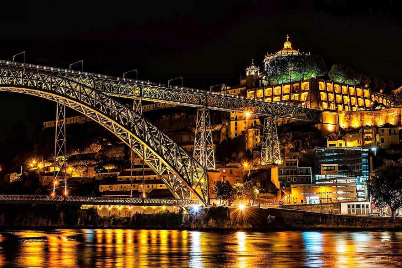 Golden & Blue House O Seu Novo Espaco No Porto Exterior foto